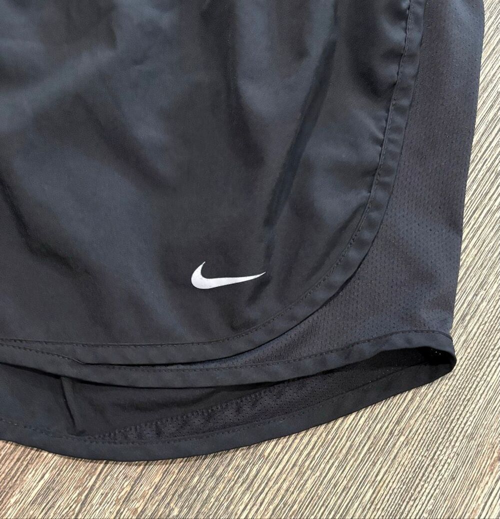 Nike Womens Dri-FIT Athletic Running Shorts Elastic Waist Pull-On Black Size M - Picture 4 of 5